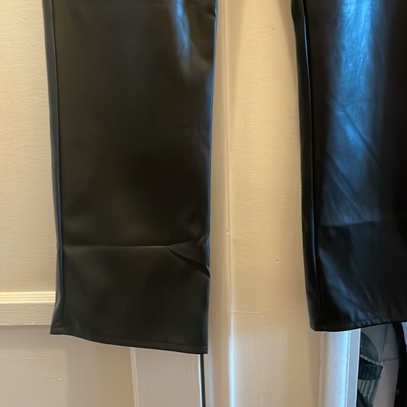 Bundle - Picture 5 of 10